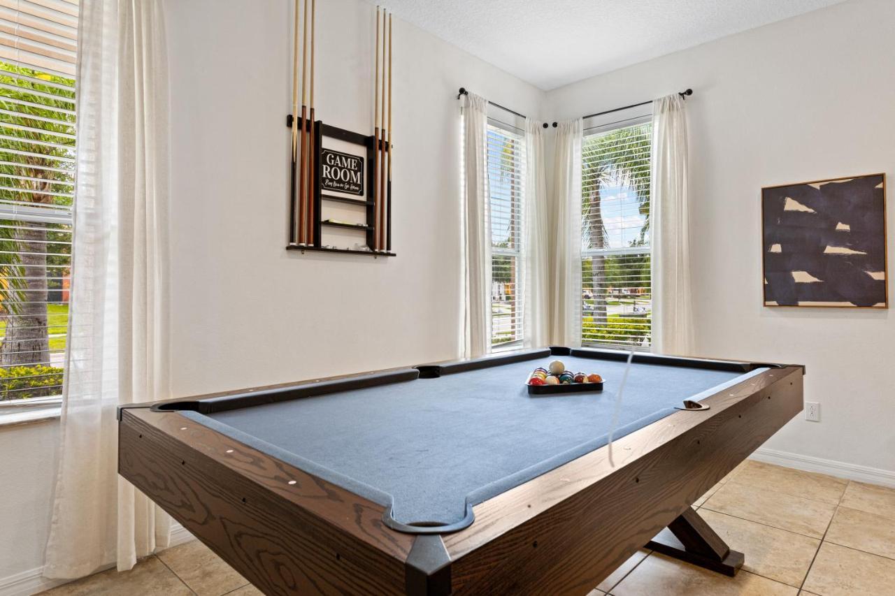 Huge 6Br House - Private Pool Retreat Near Disney Kissimmee Bagian luar foto