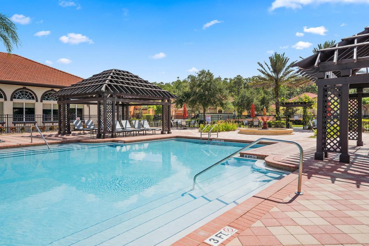 Huge 6Br House - Private Pool Retreat Near Disney Kissimmee Bagian luar foto